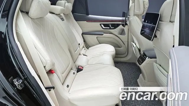 Mercedes-Benz EQS 2023 — фото 16