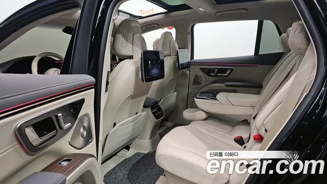 Mercedes-Benz EQS 2023 — фото 17