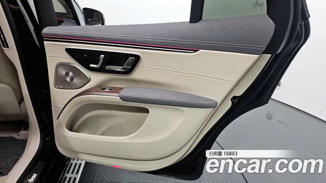 Mercedes-Benz EQS 2023 — фото 14