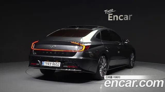 Hyundai Sonata 2020 — фото 2