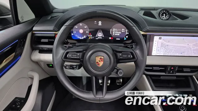 Porsche Macan 2025 — фото 18