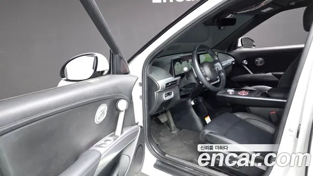 Genesis GV60 2022 — фото 13