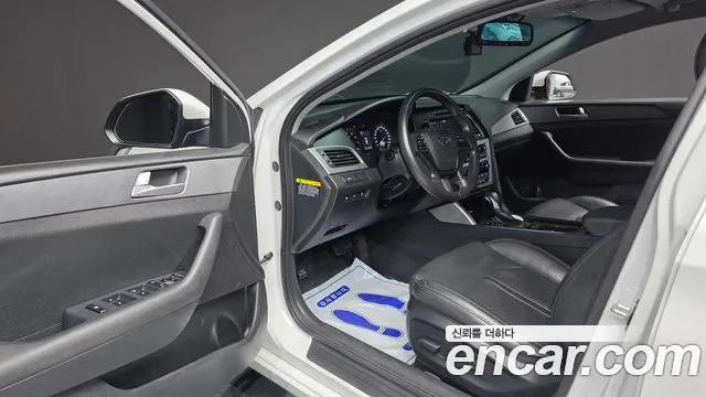 Hyundai Sonata 2017 — фото 10