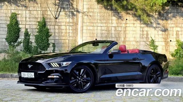 Ford Mustang 2017 — фото 3