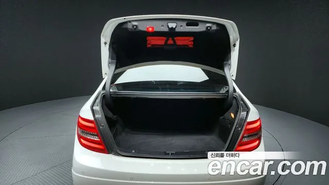 Mercedes-Benz C-Class 2013 — фото 20
