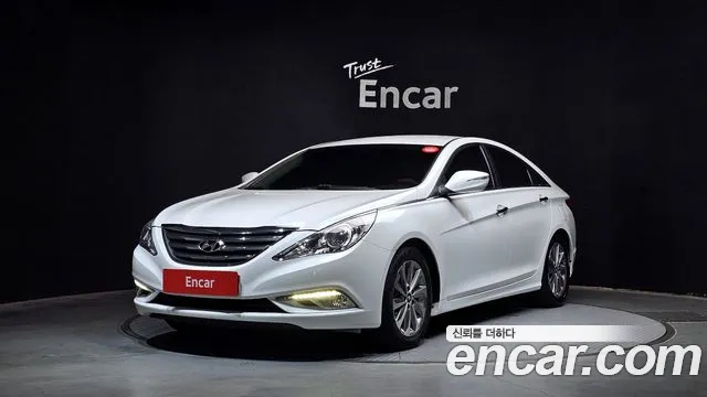 Hyundai Sonata 2014 — фото 1