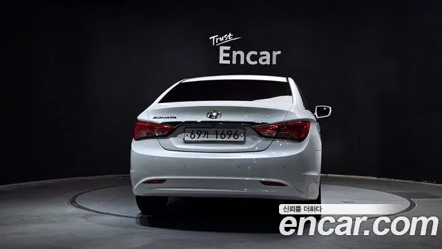 Hyundai Sonata 2014 — фото 4