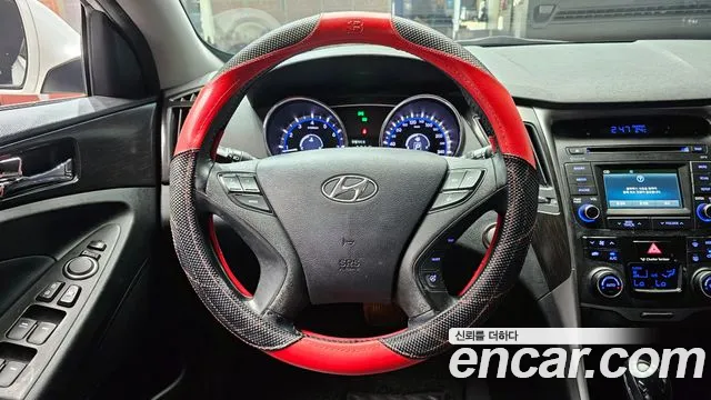 Hyundai Sonata 2014 — фото 13