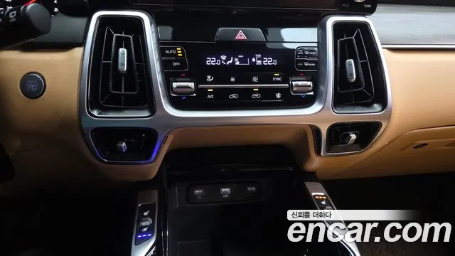 Kia Sorento 2023 — фото 17