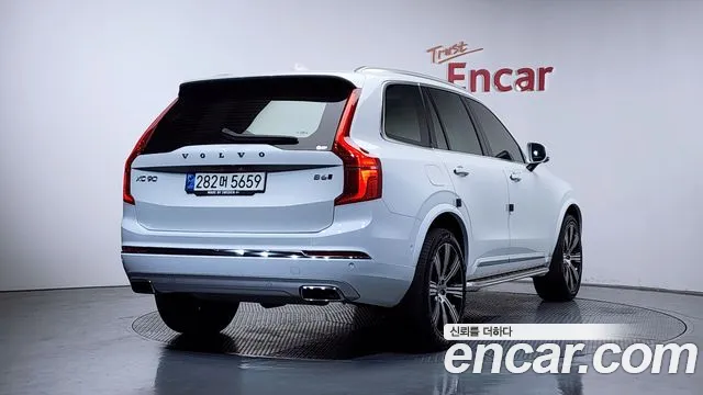 Volvo XC90 2021 — фото 2