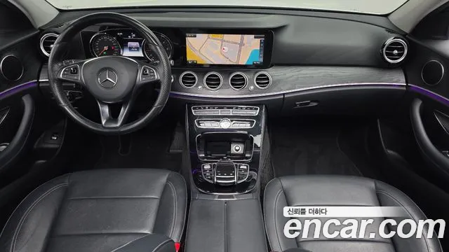 Mercedes-Benz E-Class 2017 — фото 7