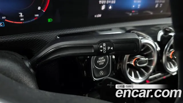 Mercedes-Benz A-Class 2021 — фото 12