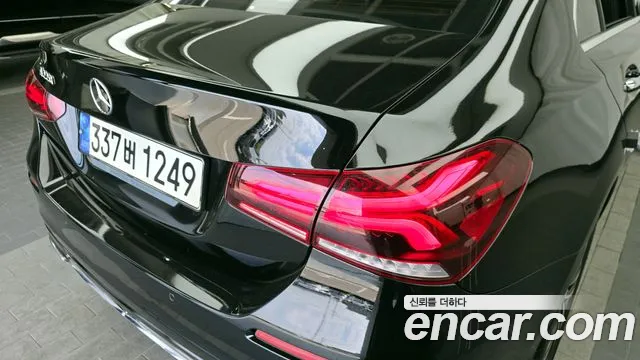 Mercedes-Benz A-Class 2021 — фото 9