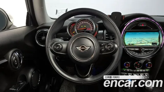 Mini Cooper 2015 — фото 13