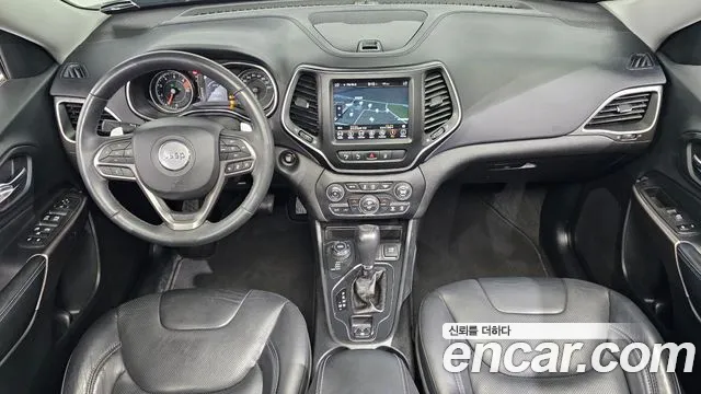 Jeep Cherokee 2019 — фото 10