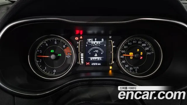 Jeep Cherokee 2019 — фото 11