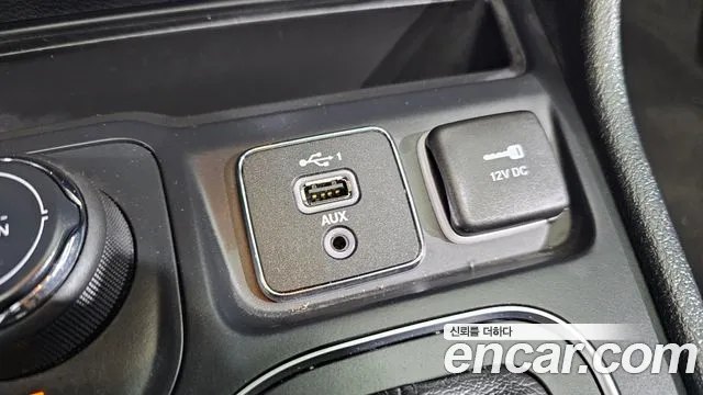 Jeep Cherokee 2019 — фото 19