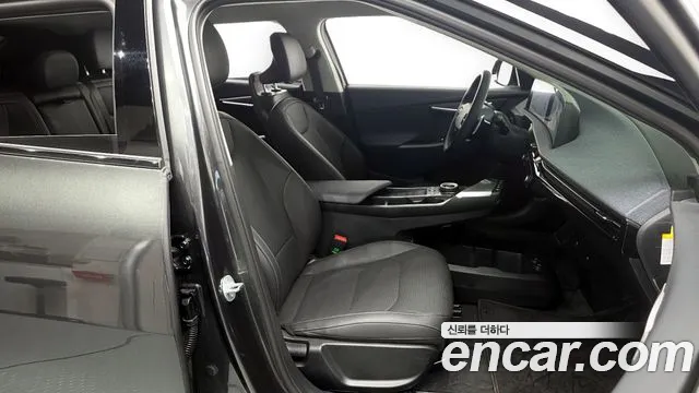 Kia EV6 2023 — фото 16