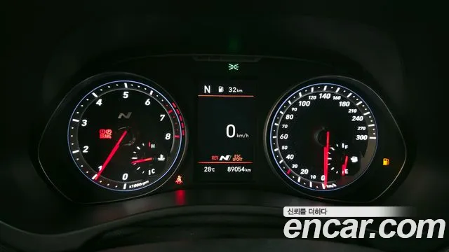 Hyundai Veloster 2020 — фото 11