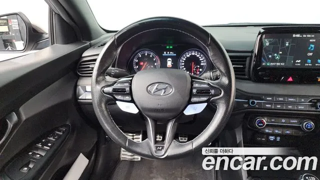 Hyundai Veloster 2020 — фото 19