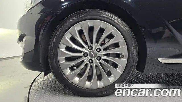 Genesis EQ900 2016 — фото 5