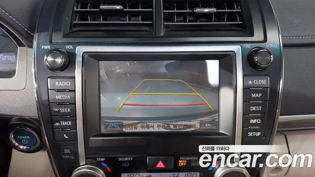 Toyota Camry 2014 — фото 14
