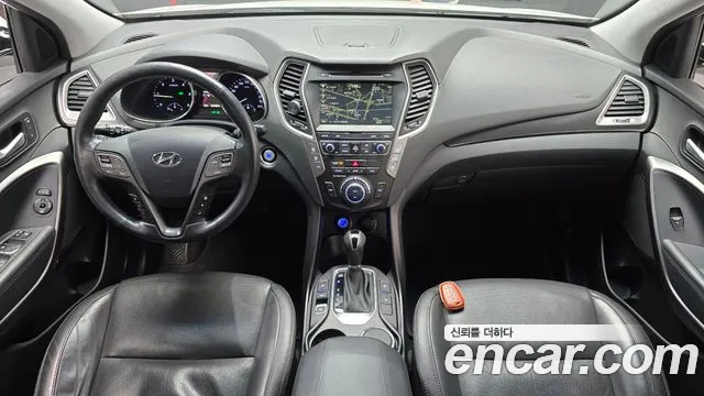 Hyundai Santafe 2016 — фото 10