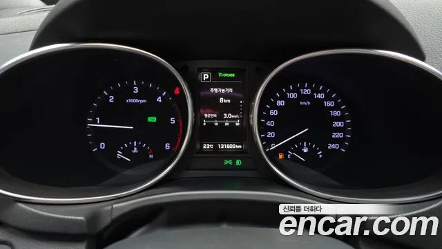 Hyundai Santafe 2016 — фото 11