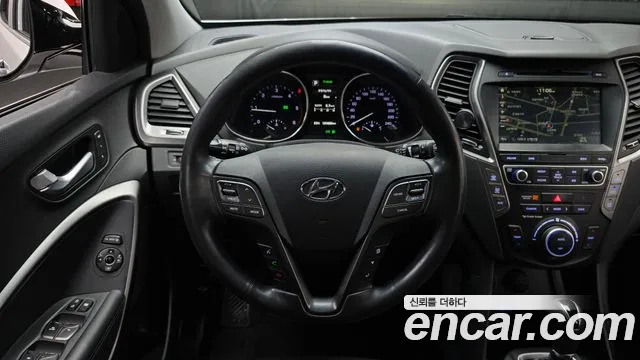 Hyundai Santafe 2016 — фото 19
