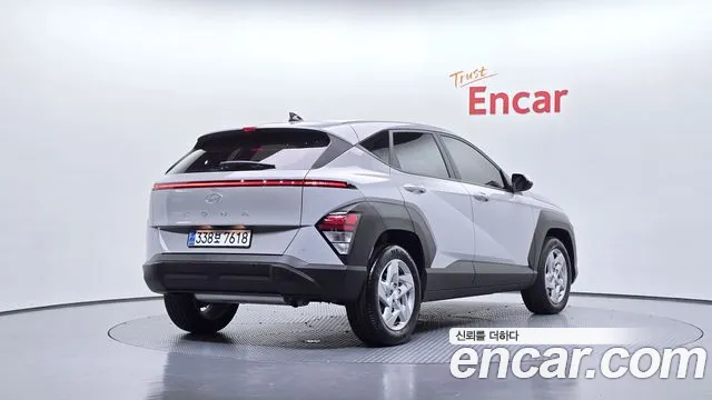 Hyundai Kona 2025 — фото 2