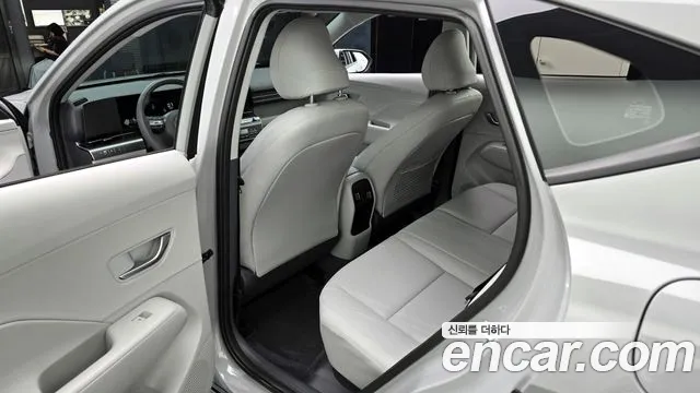 Hyundai Kona 2025 — фото 18