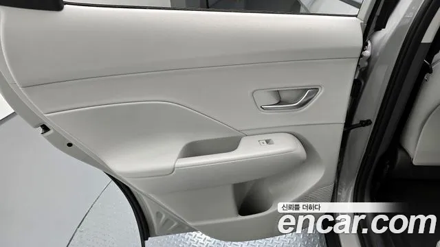 Hyundai Kona 2025 — фото 15