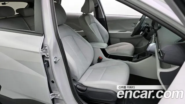 Hyundai Kona 2025 — фото 16