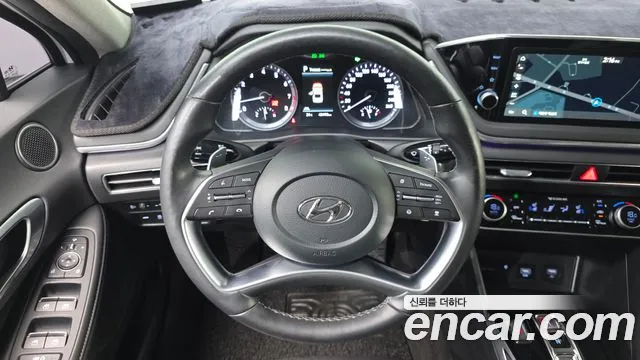 Hyundai Sonata 2022 — фото 19