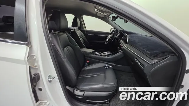 Hyundai Sonata 2022 — фото 16