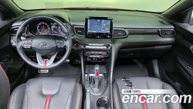 Hyundai Veloster 2018 — фото 10