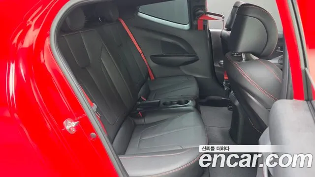 Hyundai Veloster 2018 — фото 17