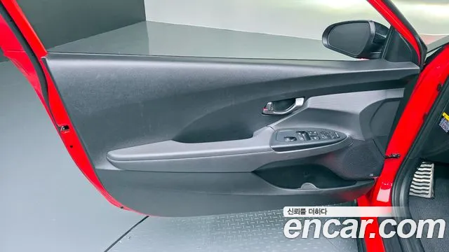 Hyundai Veloster 2018 — фото 14
