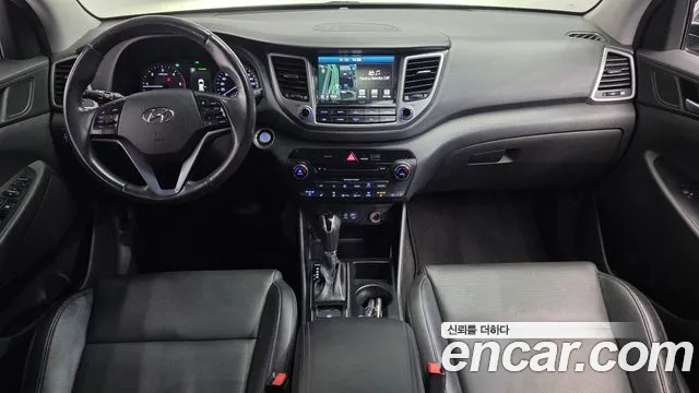 Hyundai Tucson 2016 — фото 10