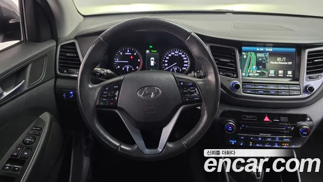 Hyundai Tucson 2016 — фото 19