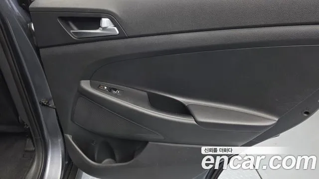 Hyundai Tucson 2016 — фото 15