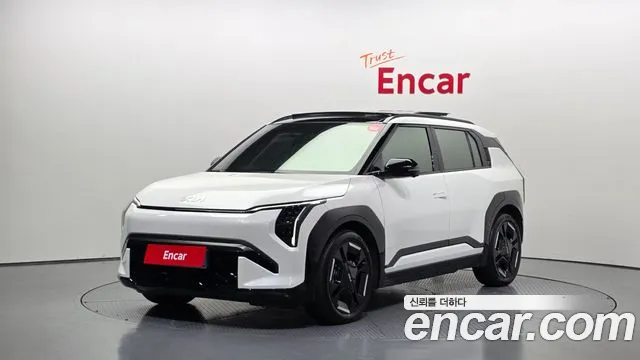 Kia EV3 2025 — фото 1