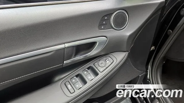 Hyundai Sonata 2022 — фото 19