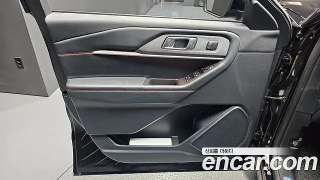 Ford Explorer 2025 — фото 14