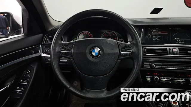 BMW 5-Series 2014 — фото 13