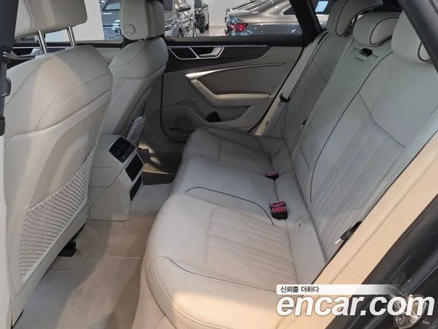 Audi A7 2024 — фото 15