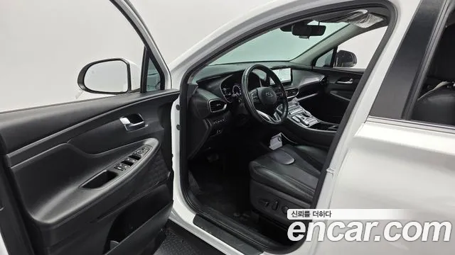 Hyundai Santafe 2023 — фото 13