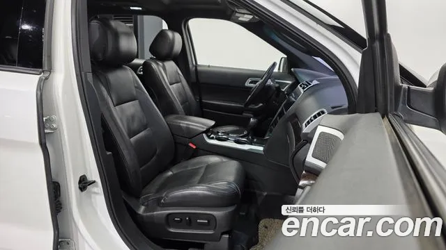 Ford Explorer 2014 — фото 11