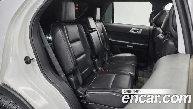 Ford Explorer 2014 — фото 12