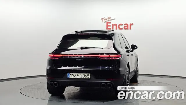 Porsche Macan 2019 — фото 3